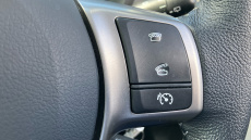 Toyota Yaris 1.33 VVT-i Icon 5dr Petrol Hatchback